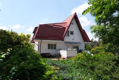 Casă individuală cu 5 camere în Cornetu