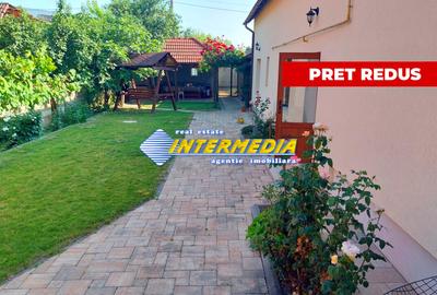 Casa cu 4 camere mobilata si utilata 593mp teren zona Centru - 1
