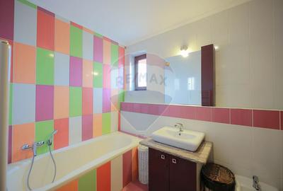 Casă 5 camere cu garaj, 230 mp utili, teren 503 mp, Nufărul, Oradea - 18