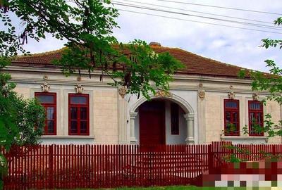 Conac boieresc - 5 camere - Nicolae Balcescu - 105.000 euro (Cod E11) - 1