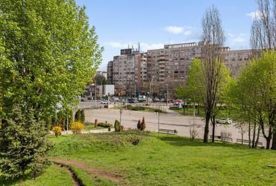 Vedere Panoramică Parc/City • Randament 7–12% • Metrou • Bloc 1982 • Decomandat - 12