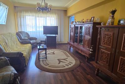 Ultracentral Târgoviște,  vânzare apartament 3camere,  comision 0 la cumpărător - 1