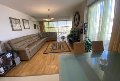 Apartament 4 camere bloc boutique si terasa de 25m - 34