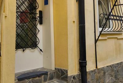 Apartament 2 camere in centrul istoric, renovat cu stil, pe strada Republicii - 18