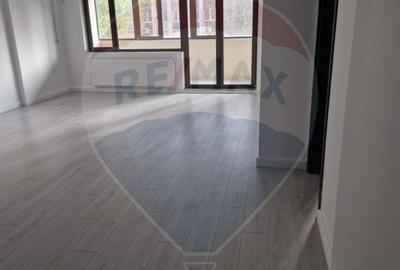 Apartament 2 camere  de vanzare in Saphir Residence - 3