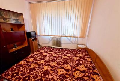 Apartament 3 camere, semidecomandat, et.3,  69 mp-Zona Girocului - 4