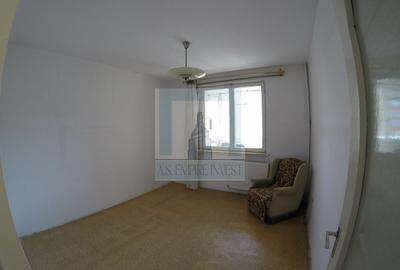 Apartament 3 camere, boxă - zona Grivitei - 2
