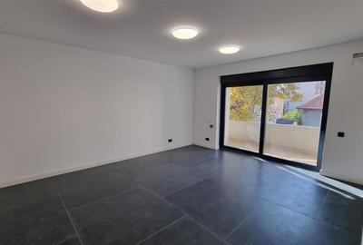 Vila - Bloc modern de 11 camere zona Centrul Civic , Onix - 6
