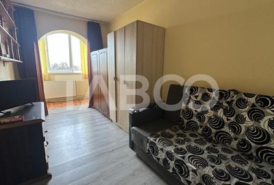 Apartament 3 camere  2 balcoane etaj intermediar Terezian Sibiu - 11