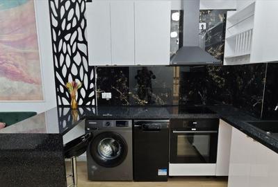 Apartament cu 2 camere decomandat în Podu Roș