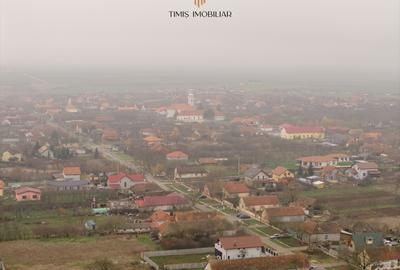 Teren Ianova 1200 mp, vatra satului | asfalt, utilitati | Comision 0% - 10