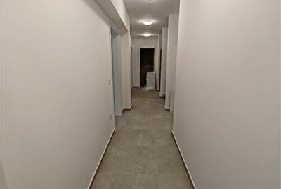Inchiriem Apartament 3 Camere, Partial Mobilat, Decomandat, Tractorul - 10