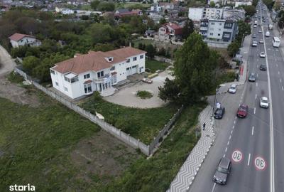 Casa/Proprietate mixta in Agigea, 2130 mp teren, 692 mp construiti. - 1