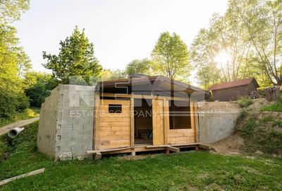 Case cu 24 ari de teren | Partesti de jos, Suceava | Pret: 42.500€ - 3