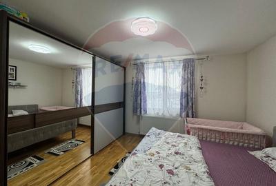 Casă / Vilă cu 4 camere de vânzare în zona Bujac-Arad - 5