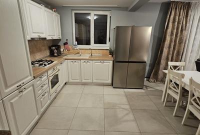 Duplex cu 4 camere în Florești