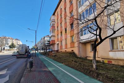 Apartament 3 camere decomandat, etaj 3/4, zonă Calea Romanului - Baie mare unifi - 20