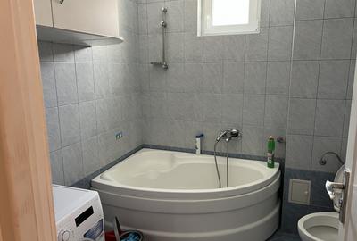 Ap 3 camere turnisor et 2 str frunzei ,balcon,parcare - 6