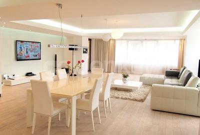 Apartament cu 3 camere decomandat, mobilat în Herăstrău