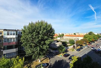 Apartament 3 camere decomandat, centrala - Poetului - 1