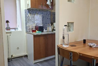 Proprietar privat inchiriez garsoniera, Giurgiu, Blv. Mihai Viteazu - 4