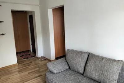 Apartament cu 3 camere, DECOMANDAT, etajul 1/10, zona Pacurari - 5