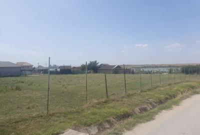 Vand teren de 550 m2 cu vedere superba la lac! - 6