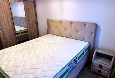 Apartament cu 2 camere decomandat, mobilat în Tractorul