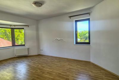 Proprietate Breaza Vila 1000mp , casa administrator , teren generos 3600mp - 20