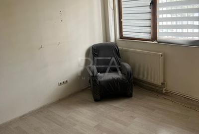 Apartament 5 camere în Vilă – Calea Călărașilor, 110mp, Ideal Sediu Firmă sau Ca - 11