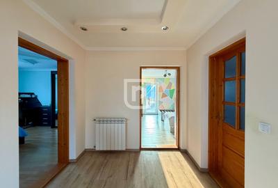 Casă 5 camere, 2.800 mp teren, Dărmănești – 13 km Suceava - 8