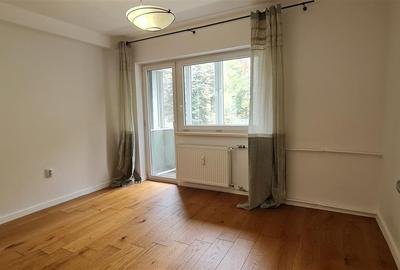 Apartament 2 camere et.1 pe B-dul Revolutiei, zona Banca ING Podgoria - 12