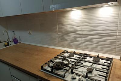 Apartament cu 2 camere semidecomandat, mobilat în Lipovei