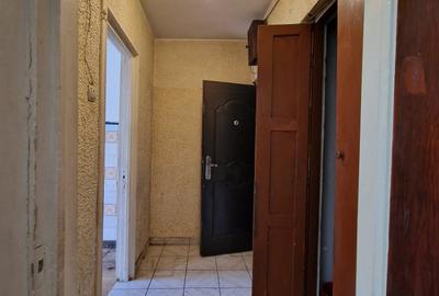 Tomis III- 2 camere, etaj parter, liber, necesita renovare -83.000euro - 5