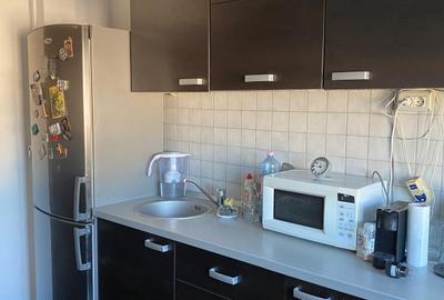Metrou Brancoveanu-Bulevardul Constantin Brancoveanu-apartament 3 camere - 4