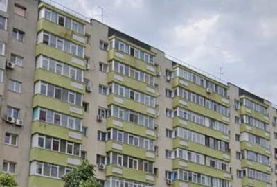Apartament cu 3 camere semidecomandat în Iancului