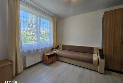 Garsoniera, etaj 2 ,decomandata, zona Dacia - 2