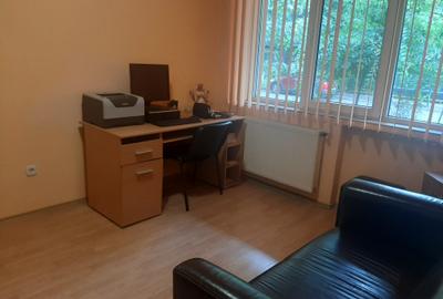 INCHIRIEZ spatiu birouri Podgoria - 3