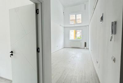 Apartament cu 2 camere decomandat în Militari