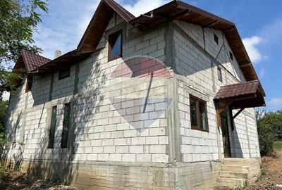 Vanzare Vila la gri Teren 800mp Lacul Mostistea - 3
