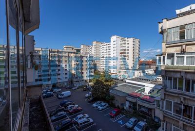 Apartament 2 camere, Casa Modei, bloc 1987 - 19