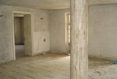 Conac istoric clasa B, 13 ha teren, valoare istorica - 14