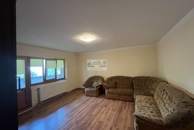 Apartament 3 camere, etaj 1/ 82,3 mp/ zona Spitalul Municipal Adjud - 1