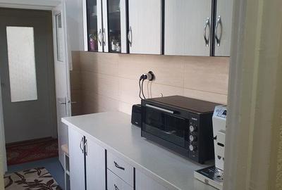 Apartament cu 4 camere decomandat în George Enescu