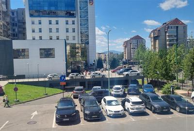 Spatiu comercial versatil in Centrul Civic - 19