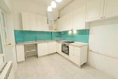 Apartament de vanzare 137 mp, zona centrala, curte proprie - 24