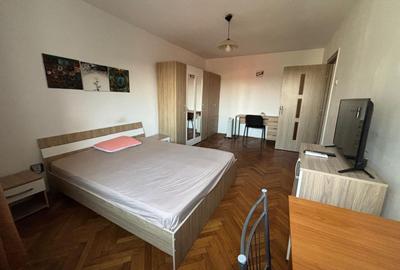 Garsonieră decomandată, mobilată în Medicină