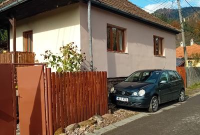 De vanzare urgent casa familiara cu etaj. - 2