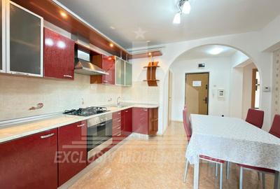 Apartament cu 2 camere decomandat, mobilat în Central