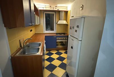 Tineretului metrou, Piata Norilor parc, stradal - 9